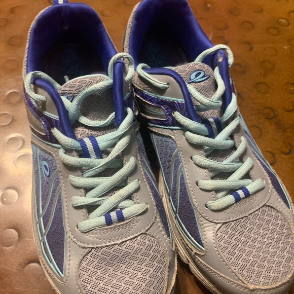 Women's Easy Spirit E360 Tennis Gym Shoes size 9 - Picture 2 of 7
